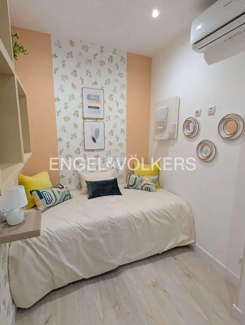 Schlafzimmer von Wohnung zum Verkauf in Madrid mit Klimaanlage, Heizung und Möbliert