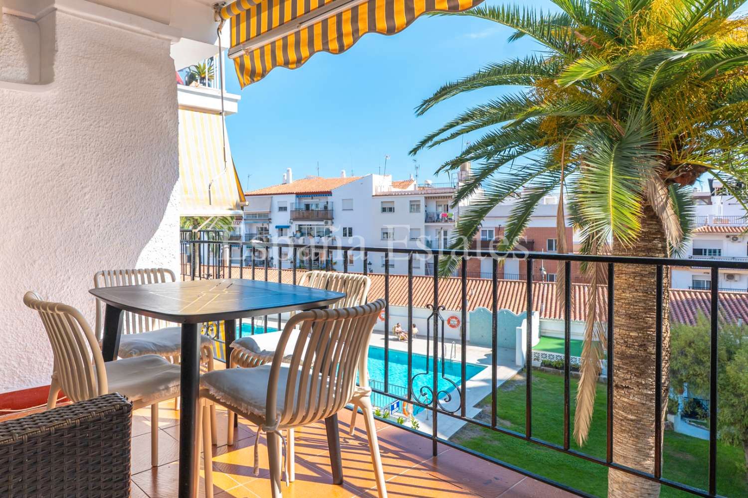 Exterior view of Apartment for sale in Nerja  with Air Conditioner, Swimming Pool and Furnished