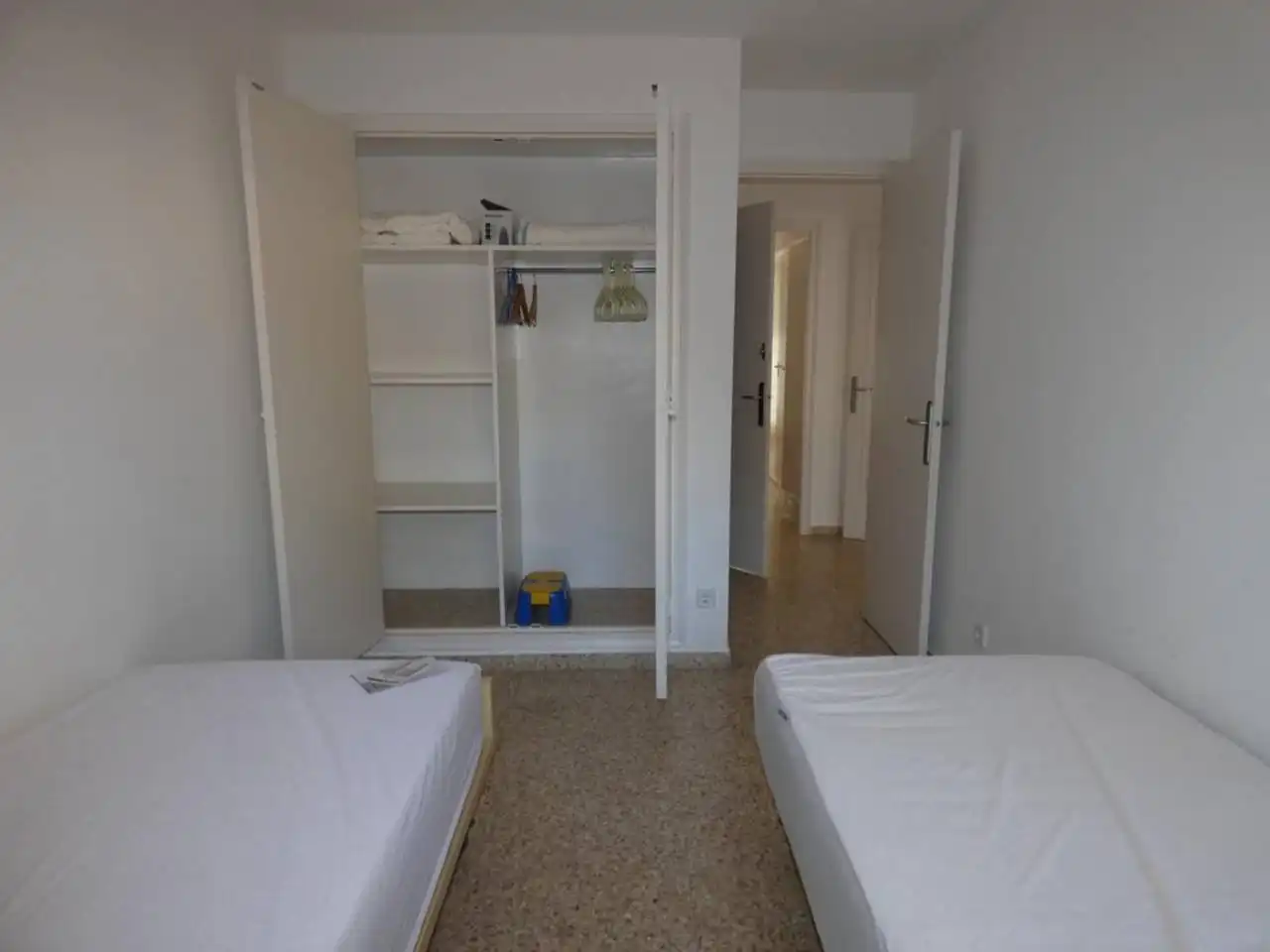 Bedroom of Flat for sale in Sant Feliu de Guíxols  with Terrace and Community pool