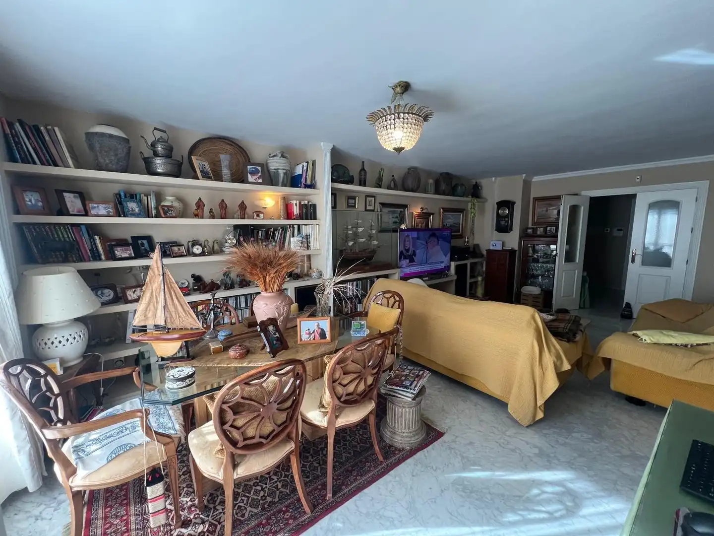 Living room of Flat for sale in Málaga  with Air Conditioner, Heating and Community pool