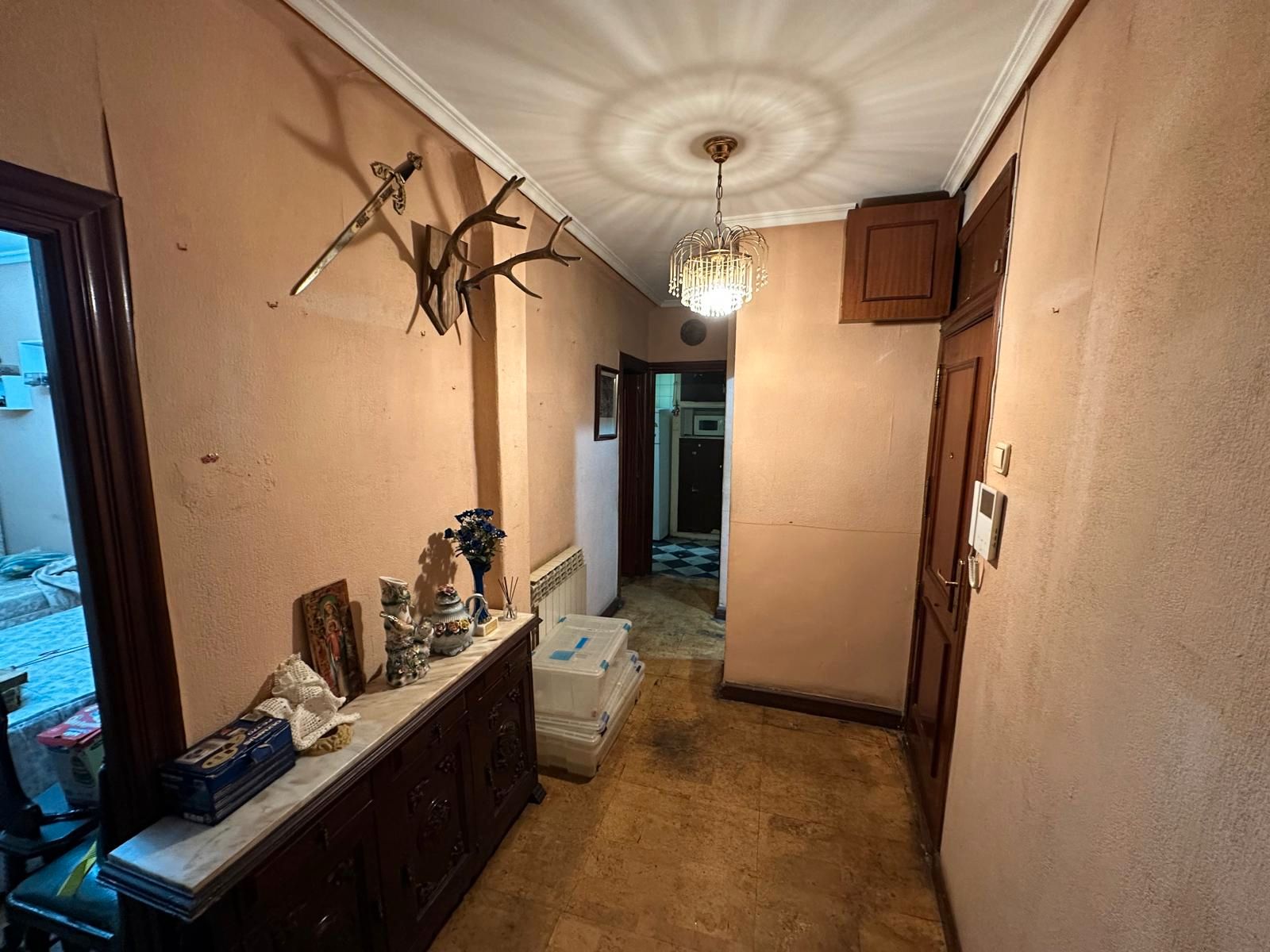 Flat for sale in Burgos Capital  with Heating