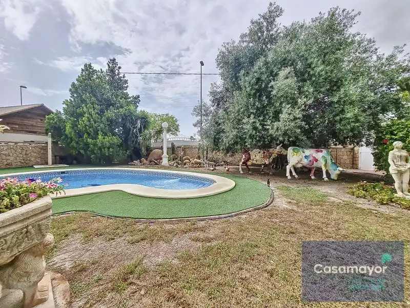 Houses for sale in Sol y Luz