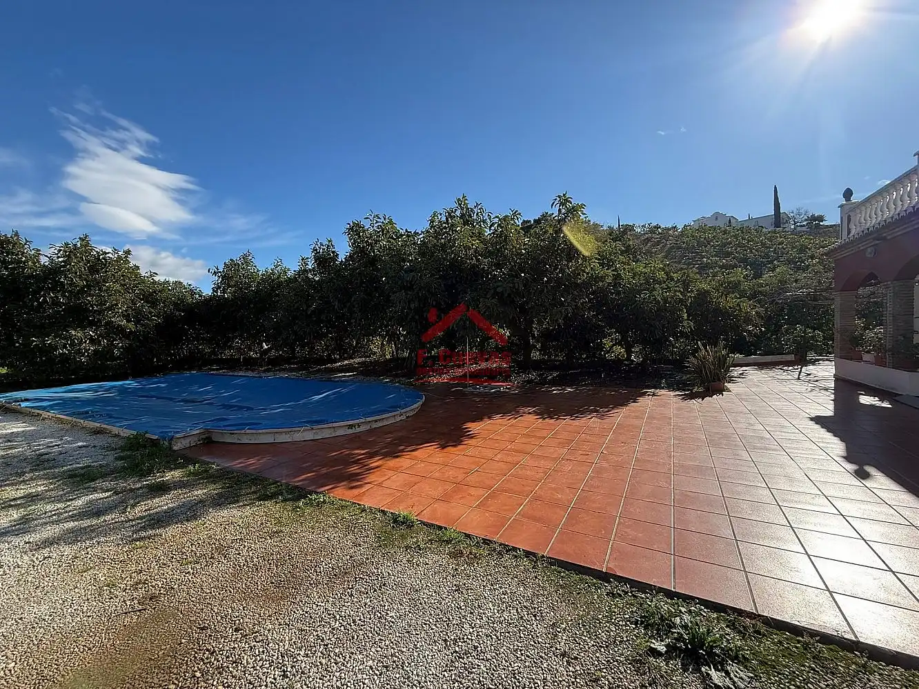 Vista exterior de Finca rústica en venda en Vélez-Málaga amb Terrassa i Piscina