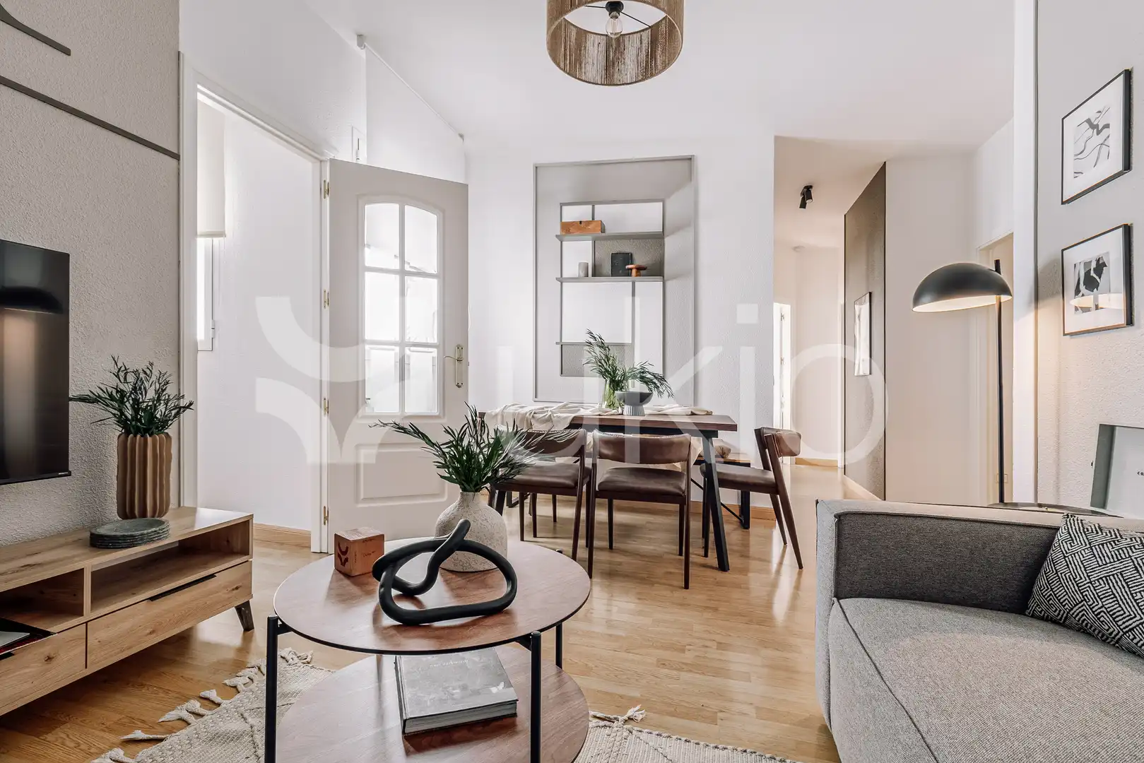 Sala de estar de Apartamento de alquiler en Madrid con Aire acondicionado, Calefacción y Amueblado