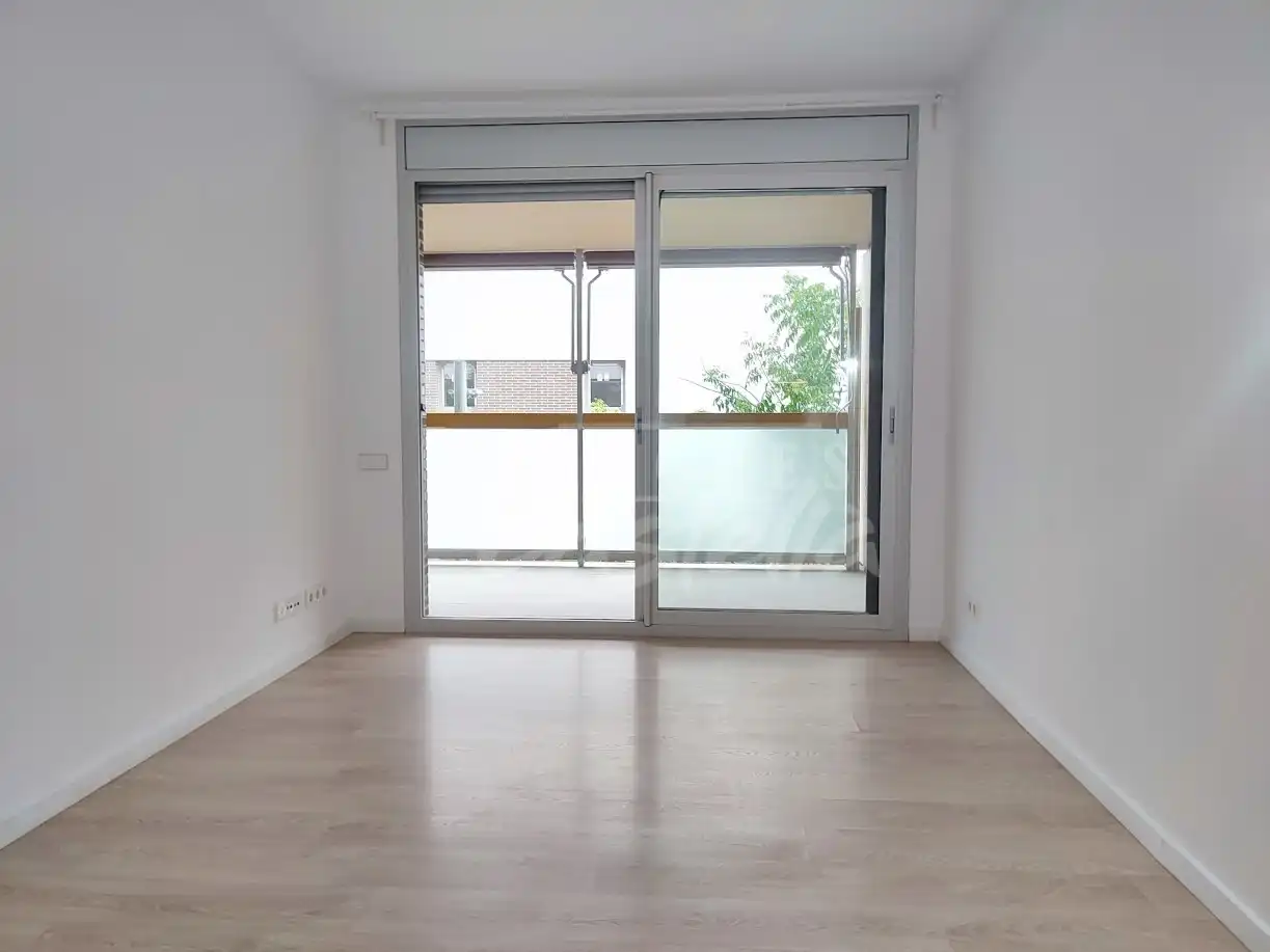 Bedroom of Flat for sale in Mataró  with Air Conditioner, Heating and Terrace