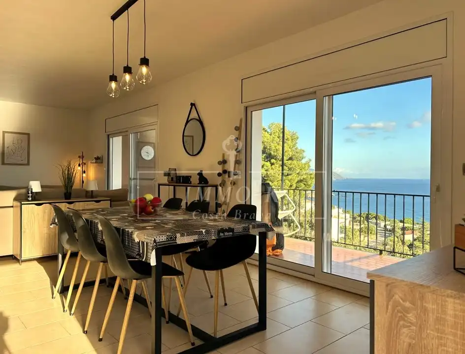 Menjador de Apartament en venda en Llançà amb Terrassa