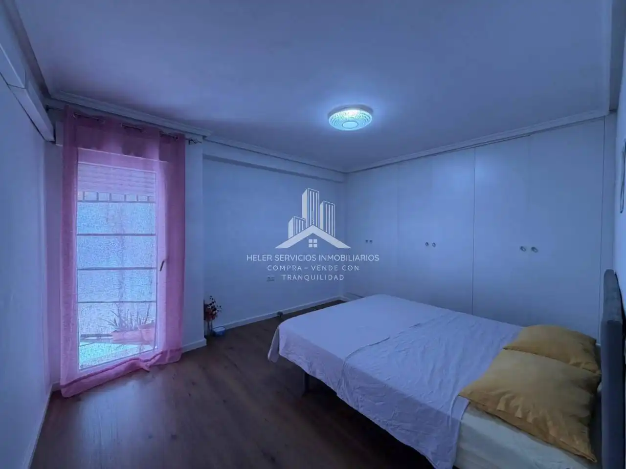 Piso con terraza en venta en Plaza Dolçainer de Tales, imagen 11