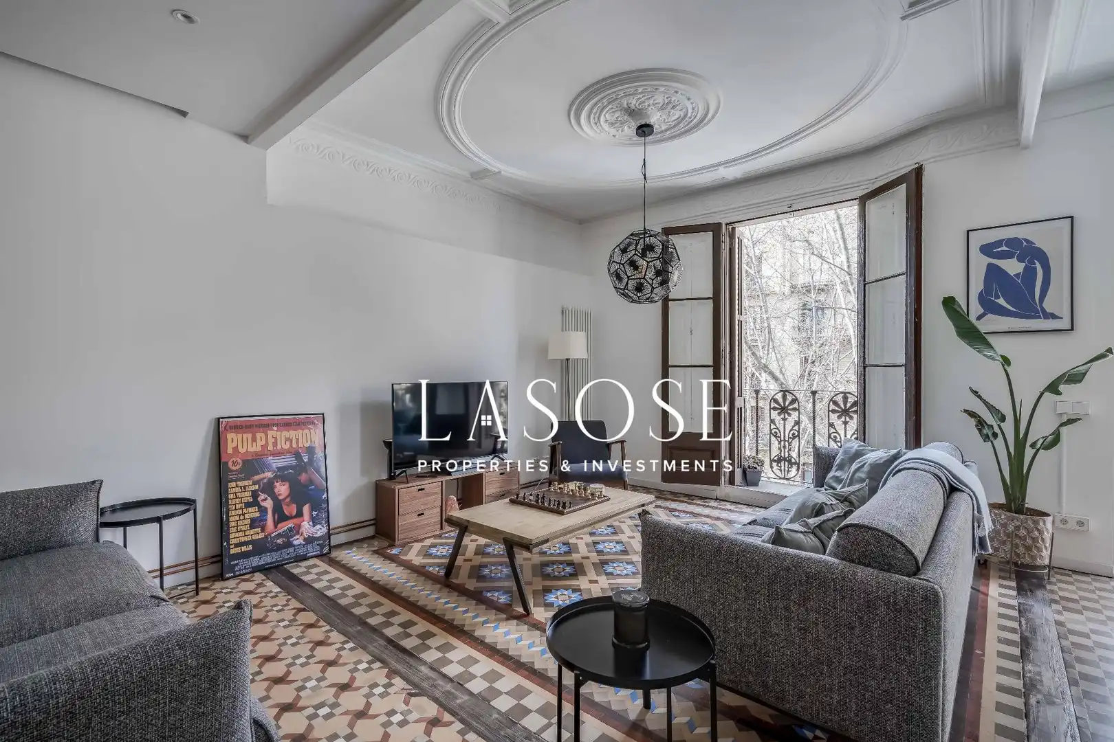 Flat with terrace for sale in Ronda de Sant Antoni
