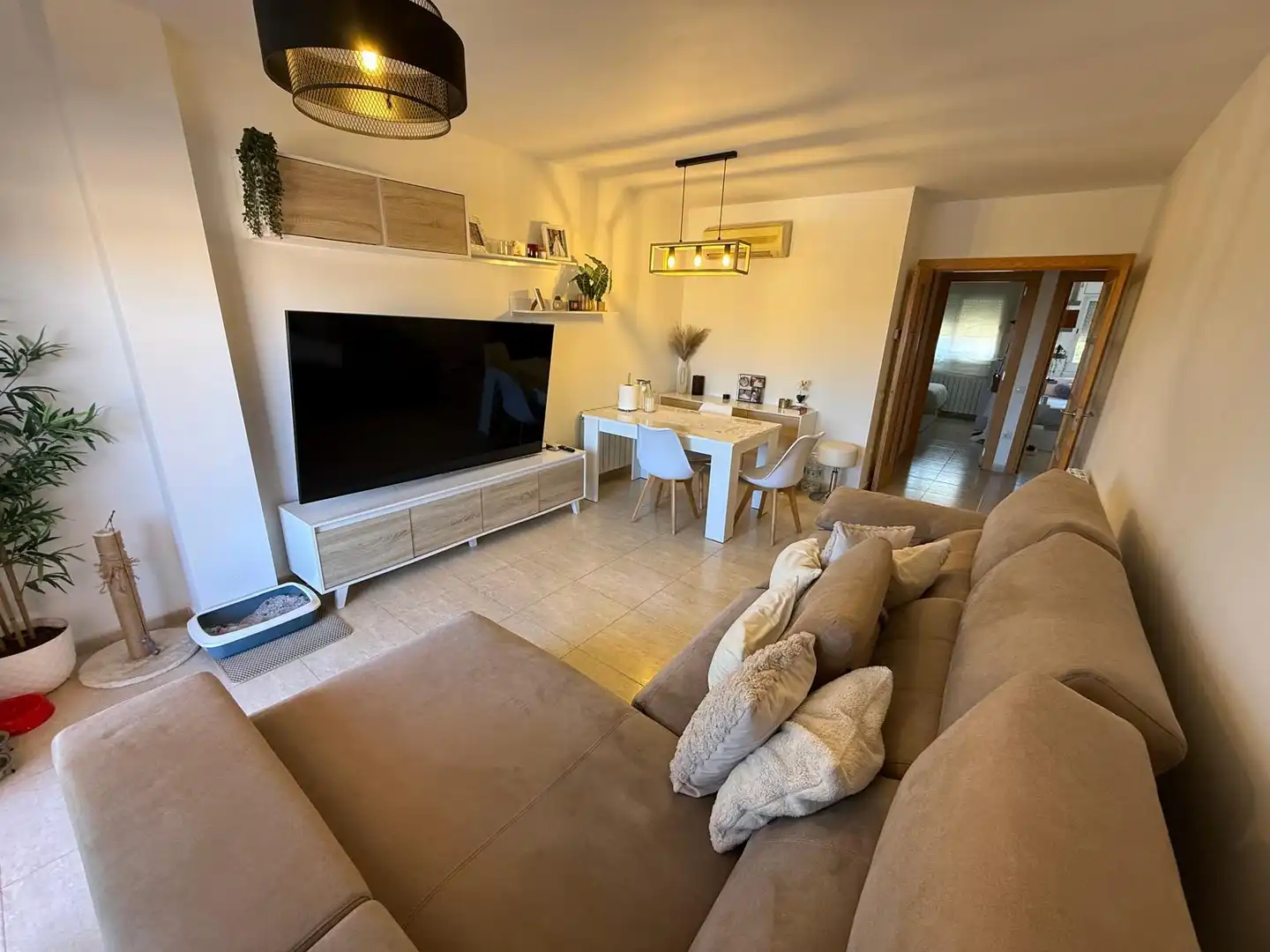 Sala de estar de Apartamento en venta en Roda de Berà con Aire acondicionado, Calefacción y Jardín privado