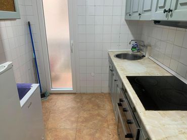 Appartamento con balcone in affitto a Centro