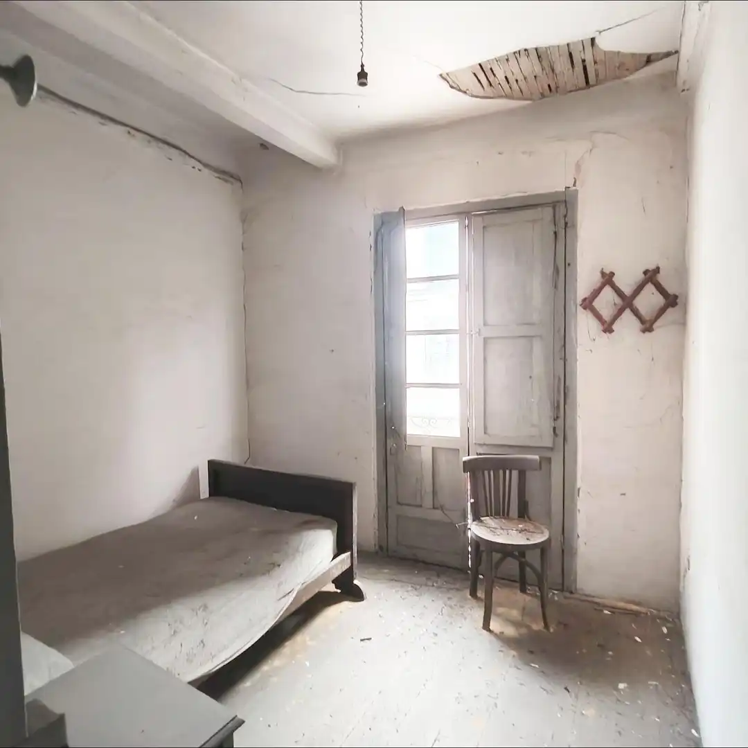 Habitación de Edificio en venta en Oviedo 
