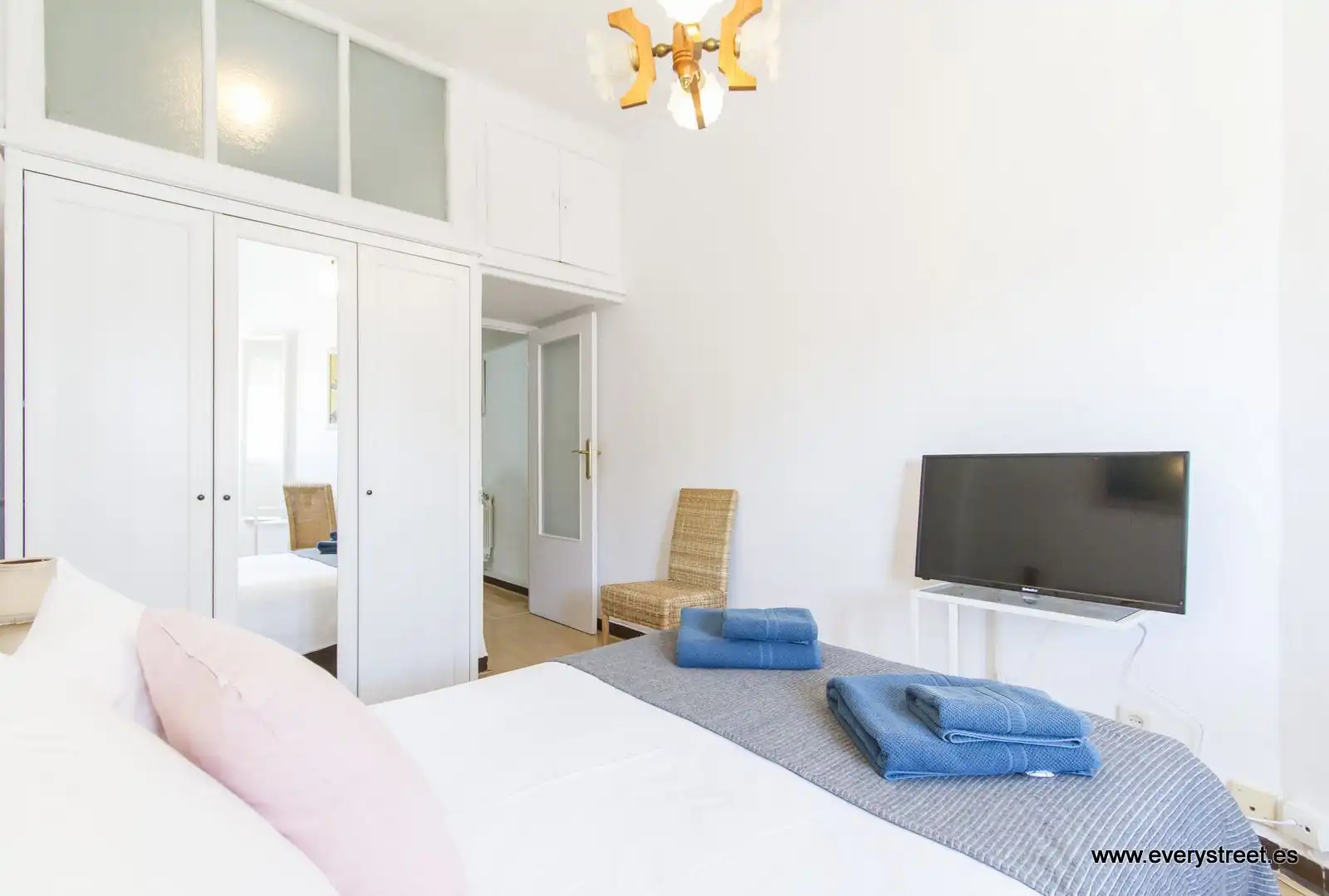 Bedroom of Lofts for rent in Madrid  with Heating and Furnished