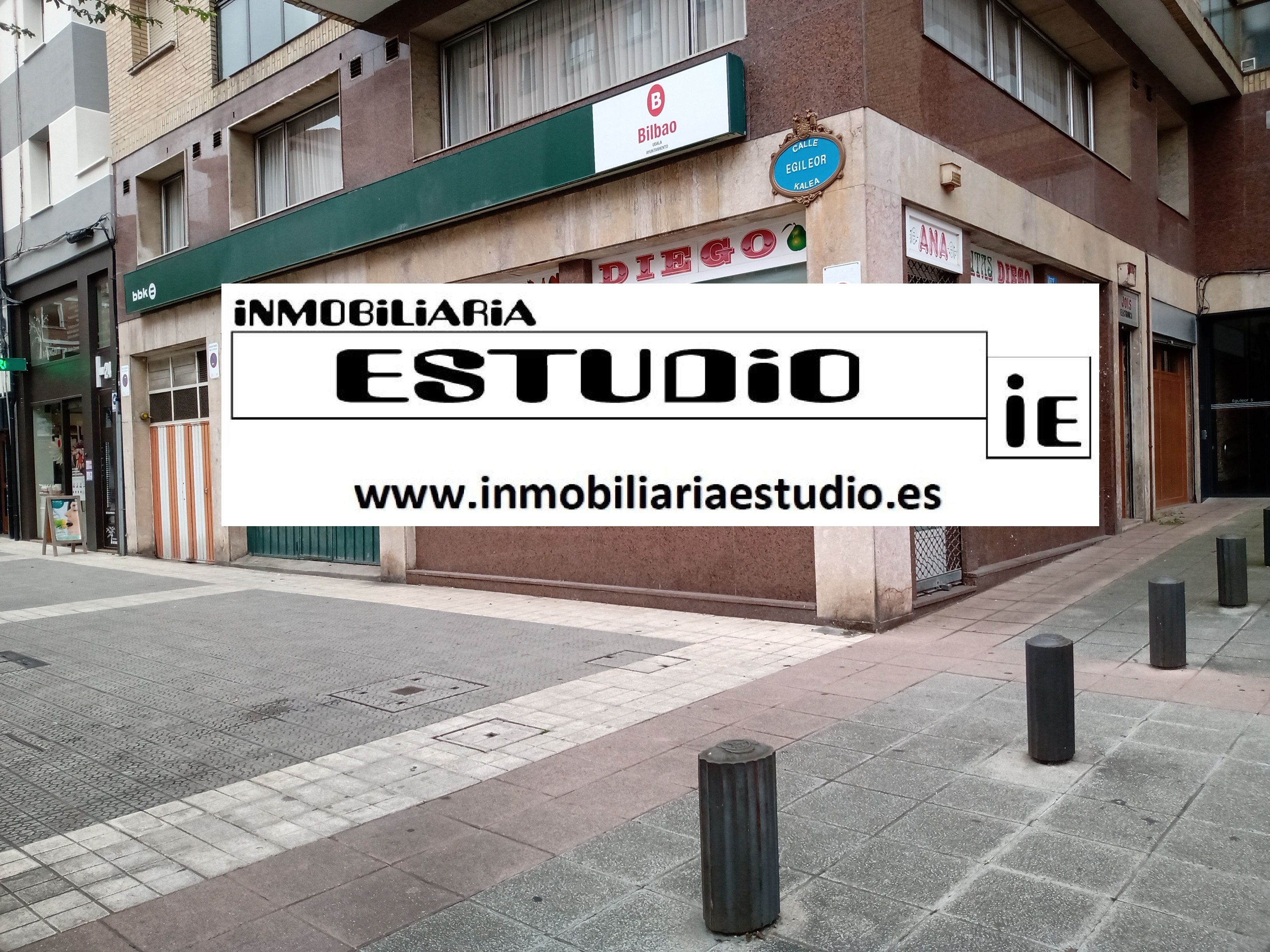 Vista exterior de Local en venda en Bilbao 