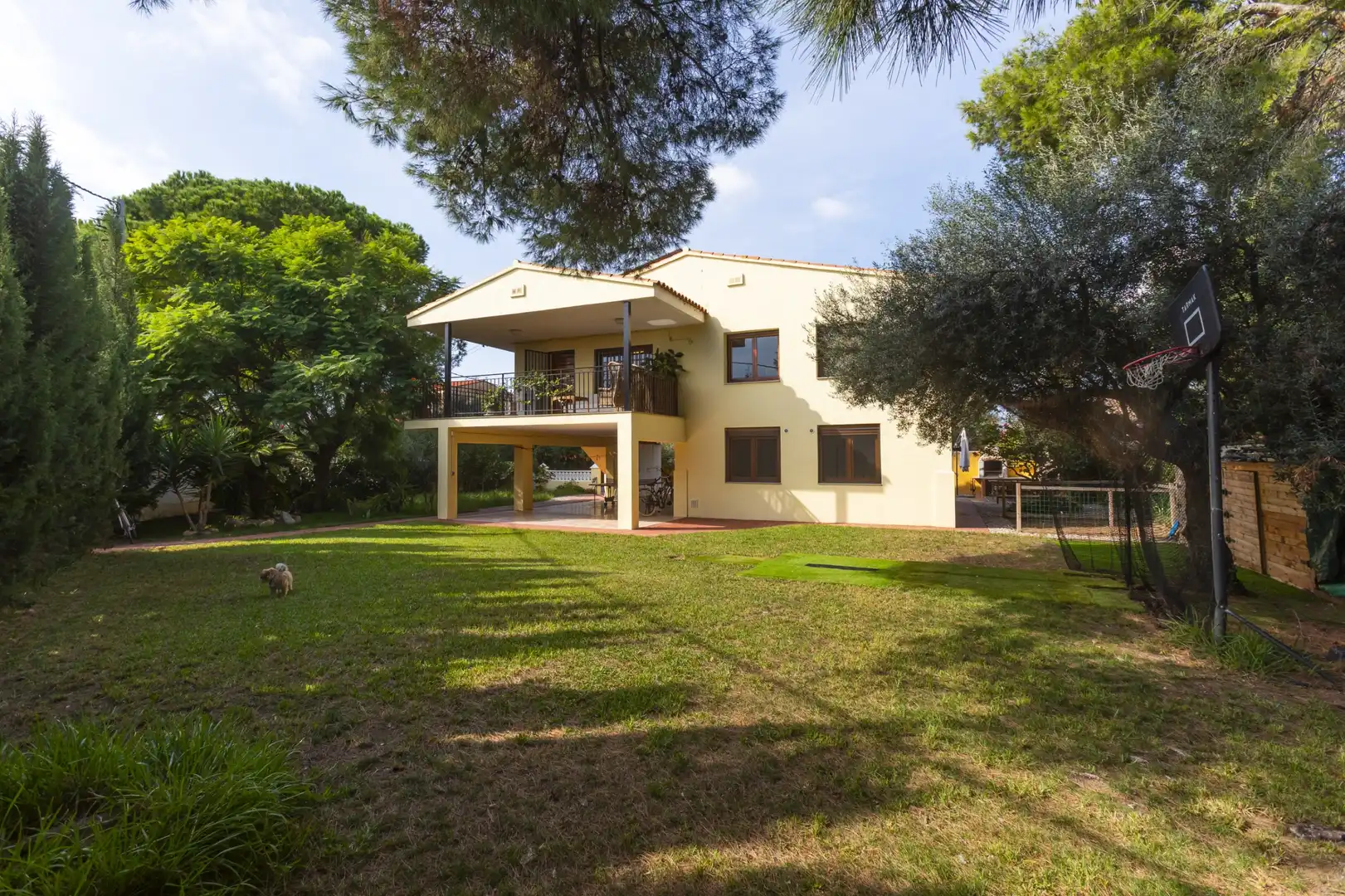 Außenansicht von Haus oder Chalet zum Verkauf in Benicasim / Benicàssim mit Klimaanlage, Privatgarten und Terrasse