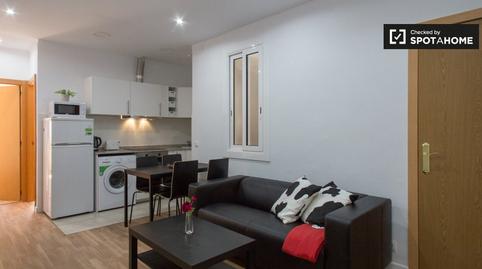 Foto 4 de Pis de lloguer a Sants-Badal, Barcelona