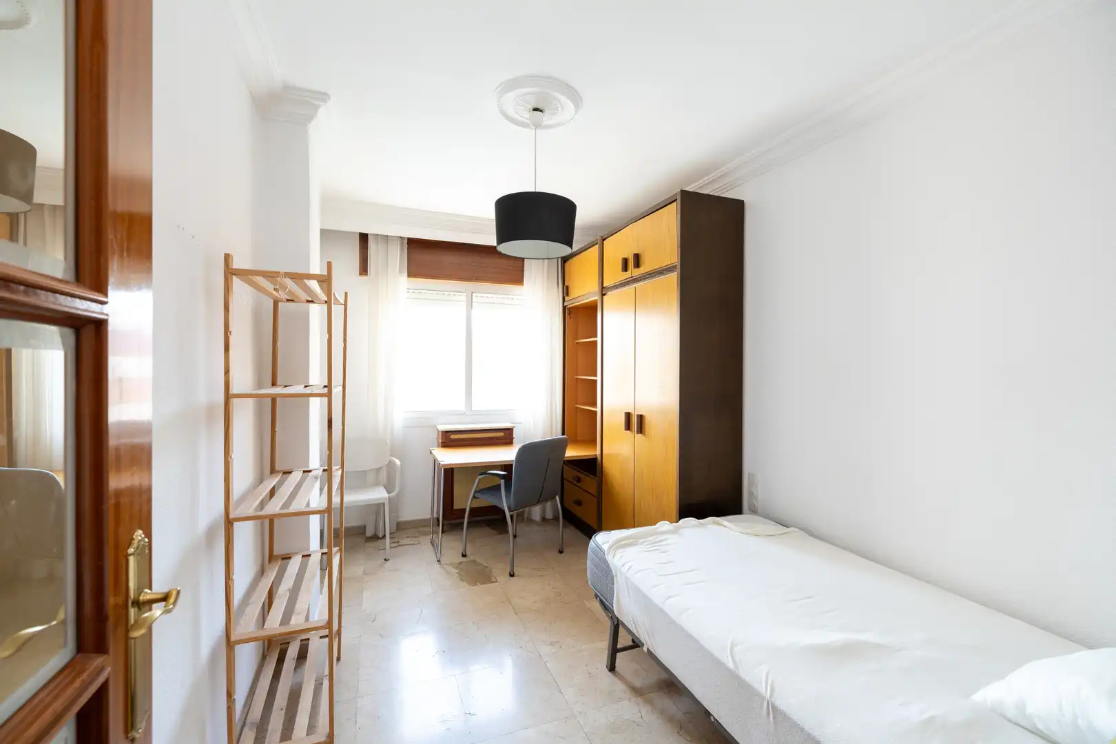 Wohnung zur Miete in Calle Emperatriz Eugenia, Camino de Ronda
