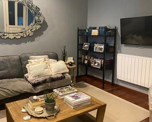 Living room of Single-family semi-detached for sale in Ribadeo  with Storage room, Furnished and Oven