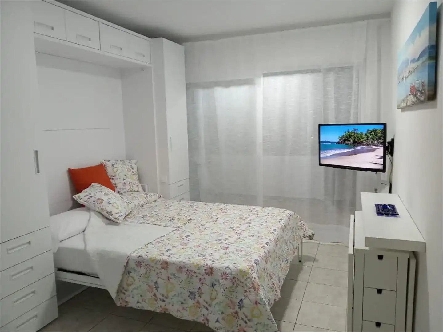 Dormitori de Apartament en venda en Tossa de Mar amb Piscina i Balcó