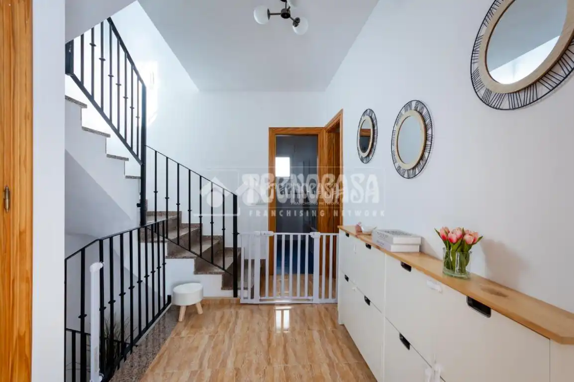 Casa adosada en venta en Vélez-Málaga con Terraza
