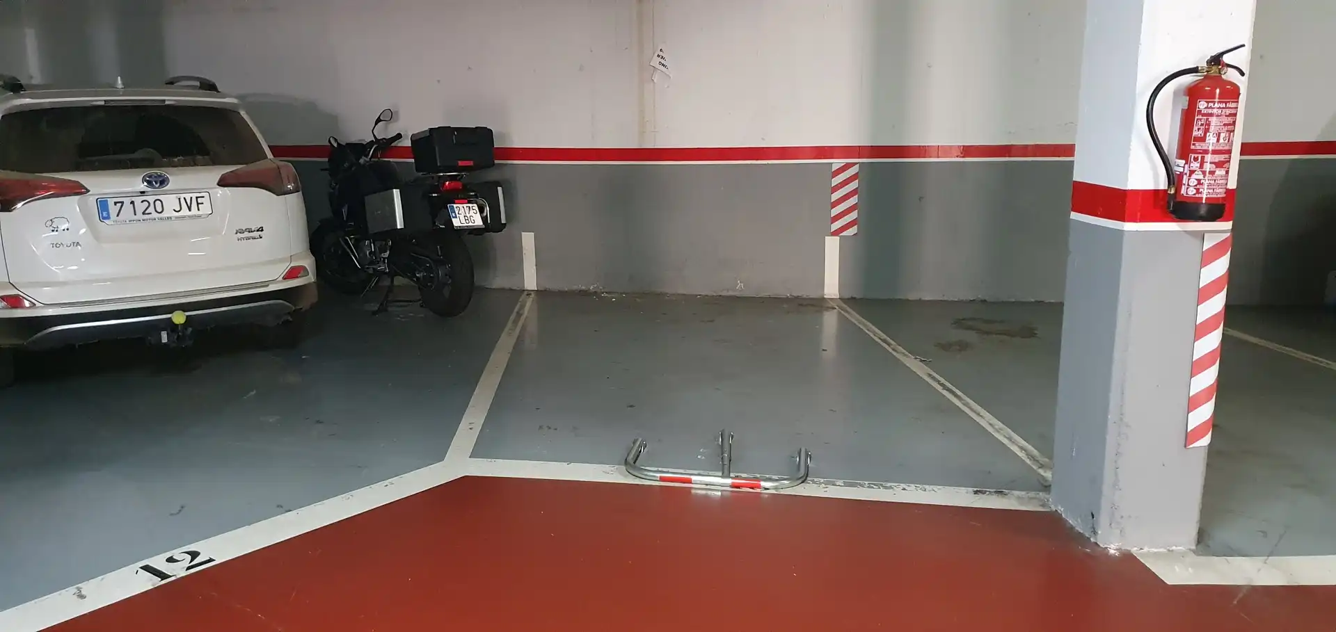 Aparcamiento en venta en C/ Cisterna, imagen 6