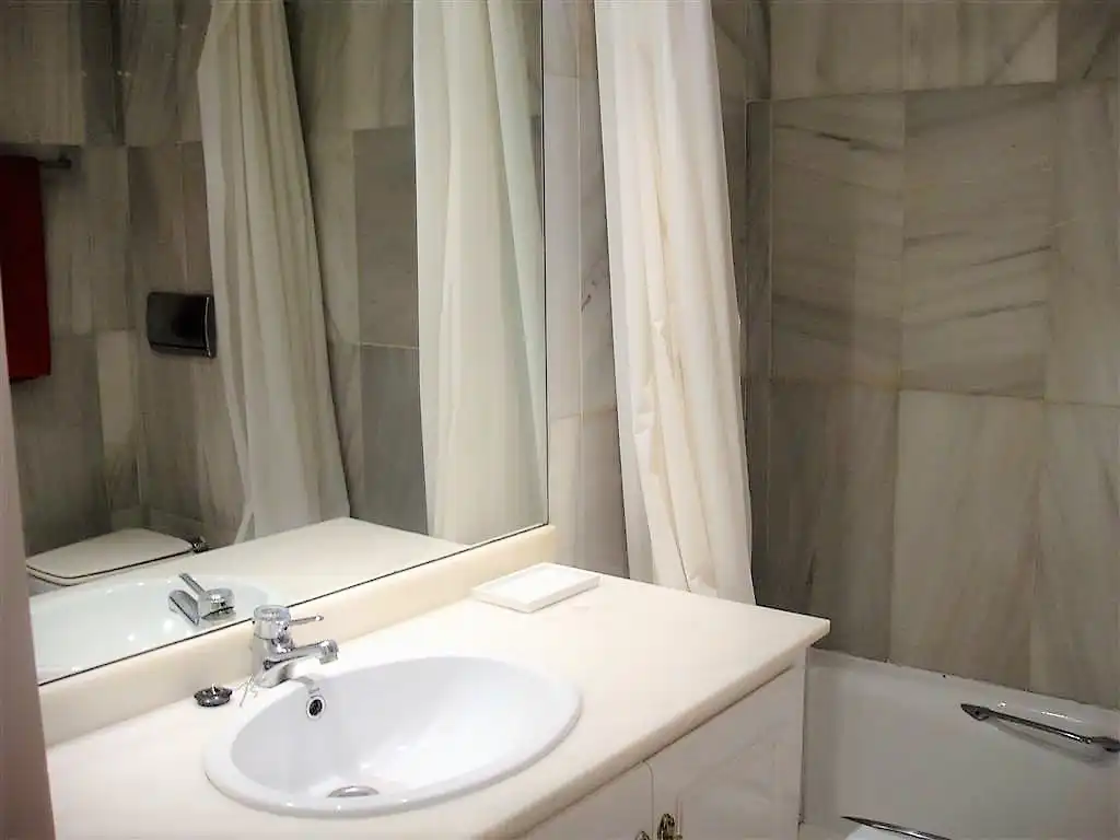 Bathroom of Detached homes for sale in Estepona  with Air Conditioner, Heating and Terrace
