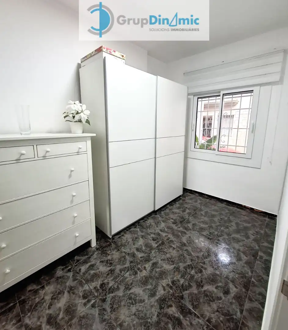 Habitación de Casa adosada en venta en Palamós con Jardín privado, Amueblado y Horno