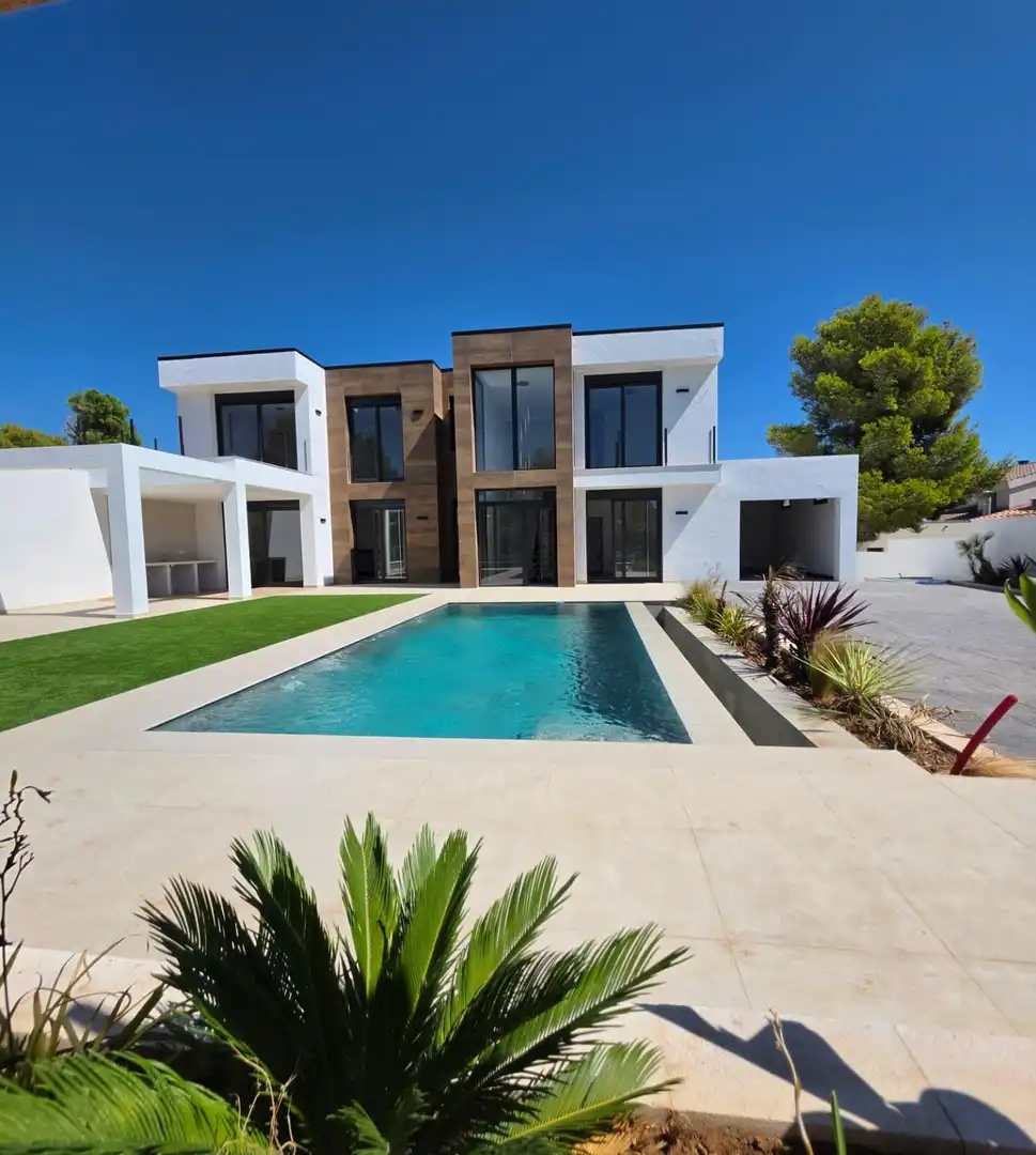 House with terrace for sale in Les Tres Cales