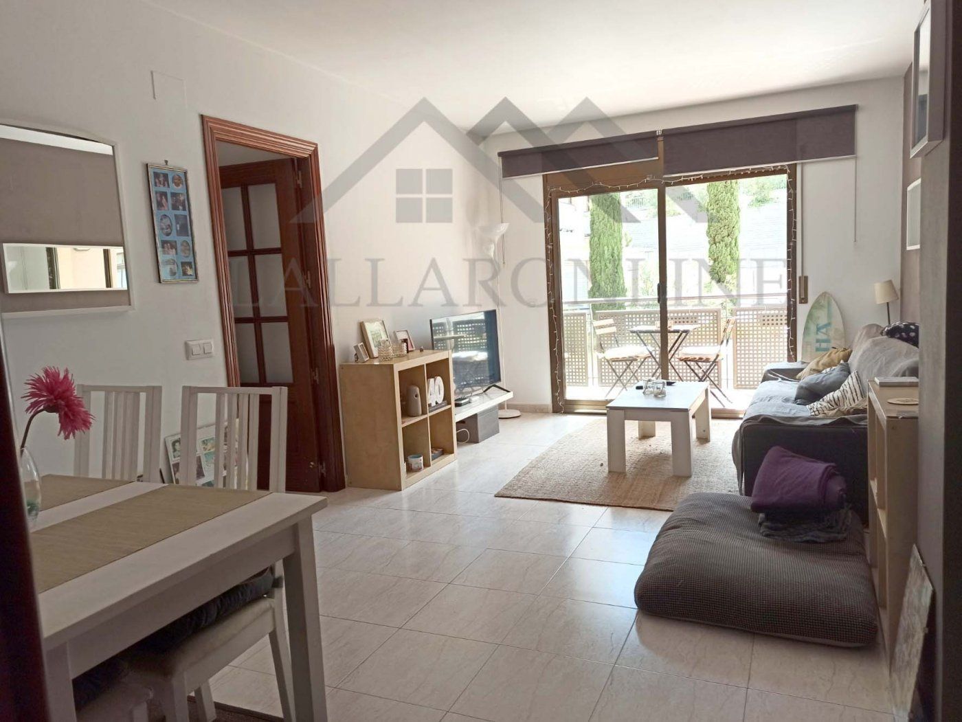 Sala d'estar de Pis en venda en Monistrol de Montserrat amb Balcó