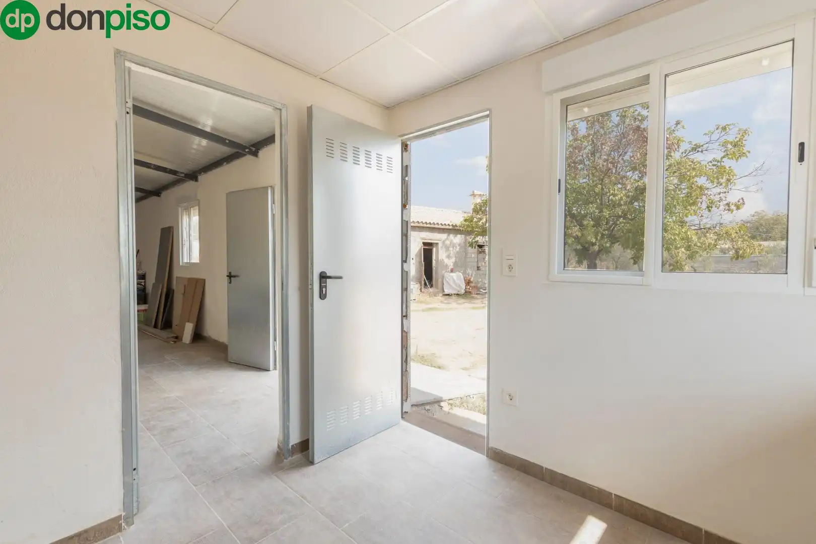 Country homes for sale in Avenida Avenida de Secanillo, Peligros