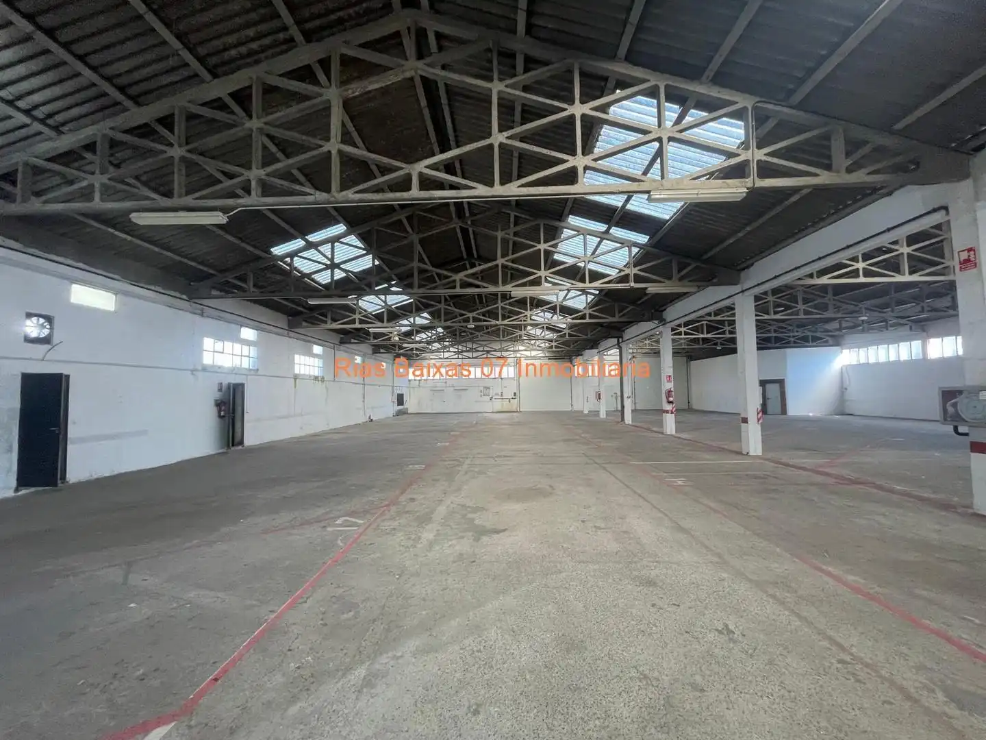 Nave industrial en alquiler en Mos, imagen 2