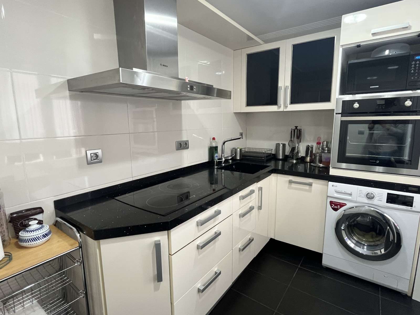 Kitchen of Apartment to share in Derio  with Air Conditioner, Heating and Terrace