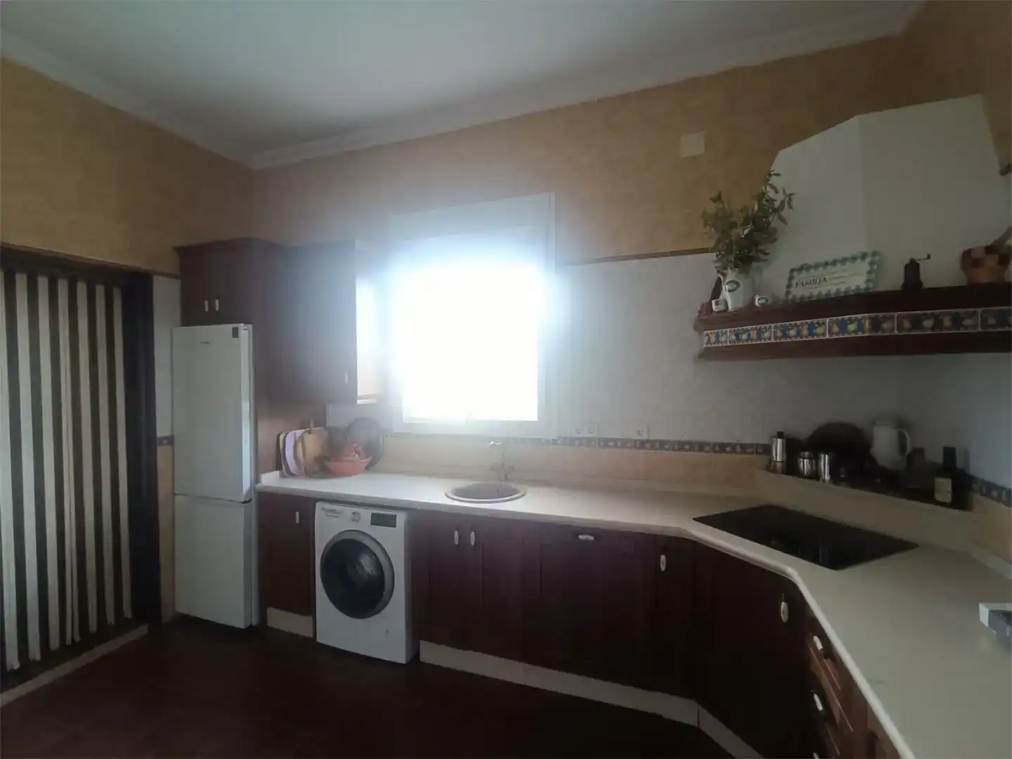 Cuina de Casa o xalet en venda en Trigueros amb Aire condicionat i Piscina