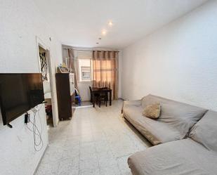 Living room of Apartment for sale in  Barcelona Capital