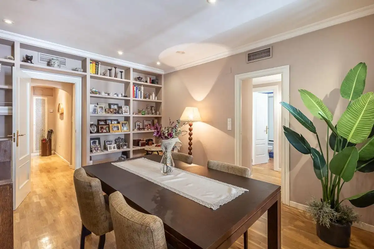 Dining room of Flat for sale in  Granada Capital  with Air Conditioner and Storage room