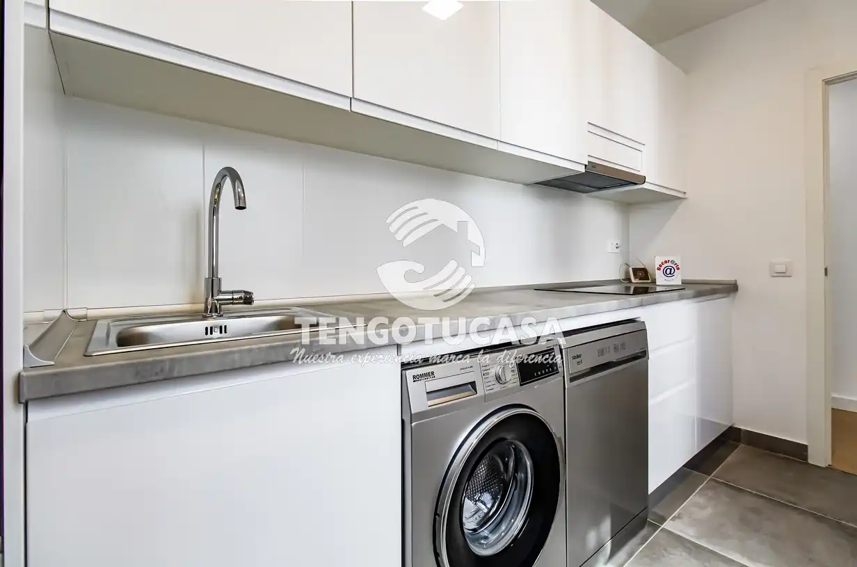 Kitchen of Flat for sale in Madrid  with Air Conditioner, Heating and Furnished