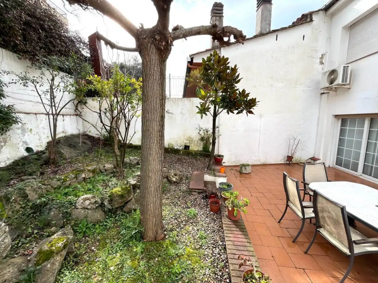 Jardín de Casa o chalet en venta en Girona con Aire acondicionado, Calefacción y Jardín privado