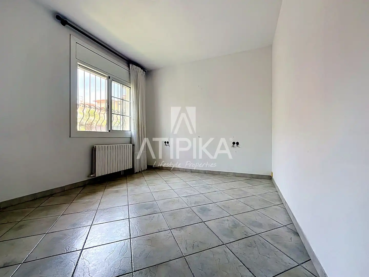 Dormitori de Casa o xalet en venda en Sant Pere de Ribes amb Piscina