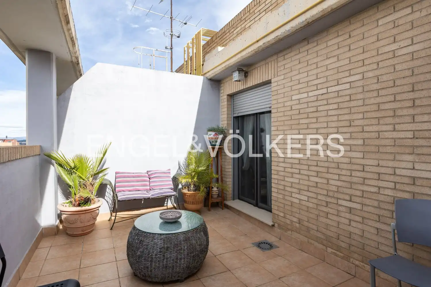 Terraza de Ático en venta en Valencia con Aire acondicionado, Calefacción y Jardín privado