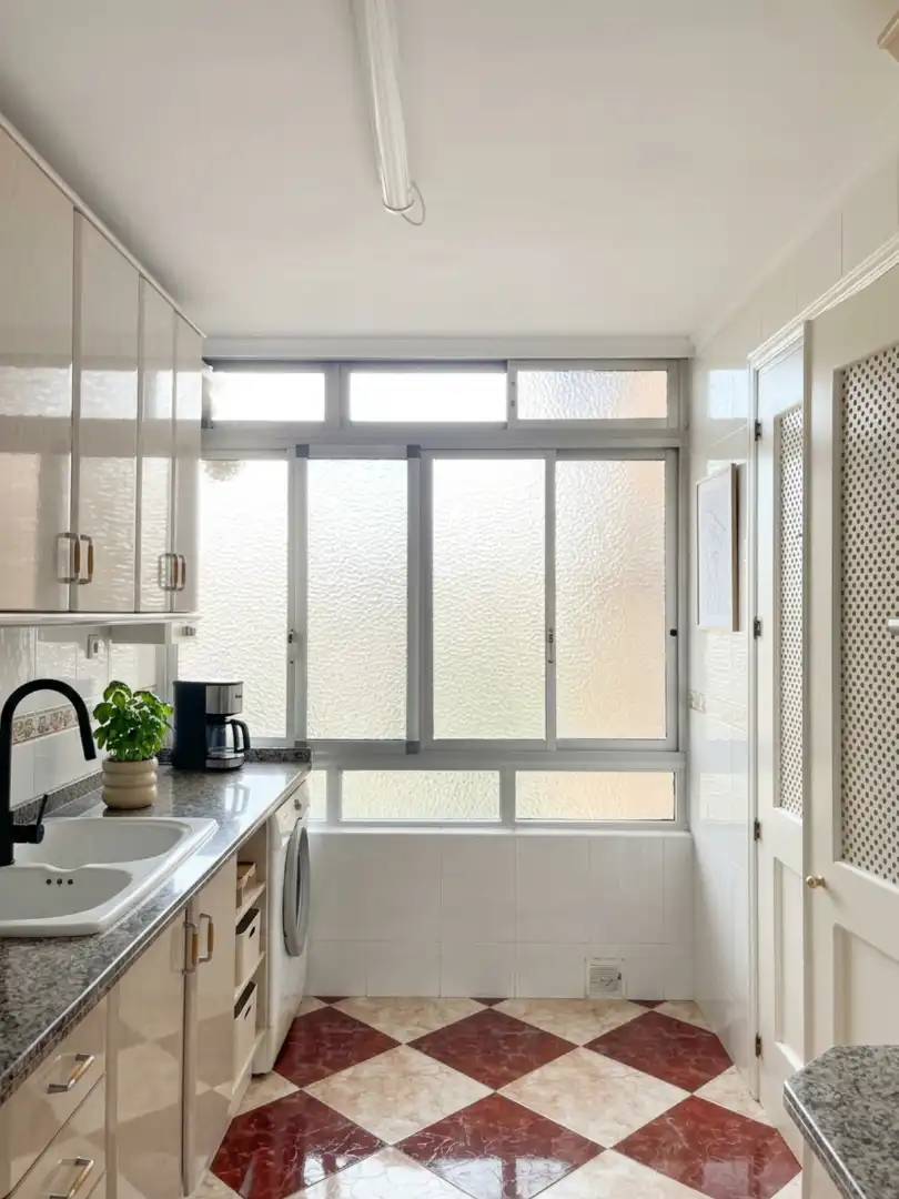 Cocina de Piso en venta en Málaga con Aire acondicionado y Amueblado