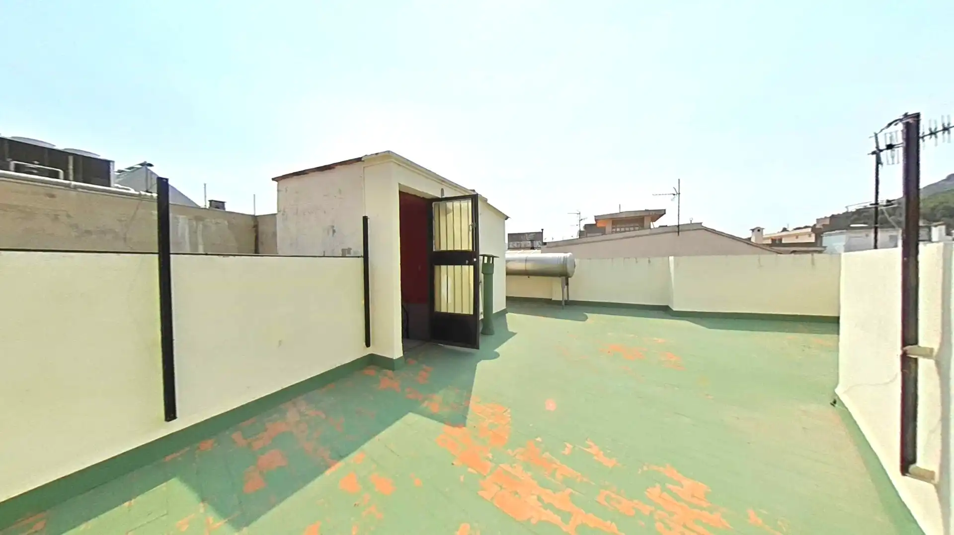 Terrace of Buildings for sale in Tavernes de la Valldigna