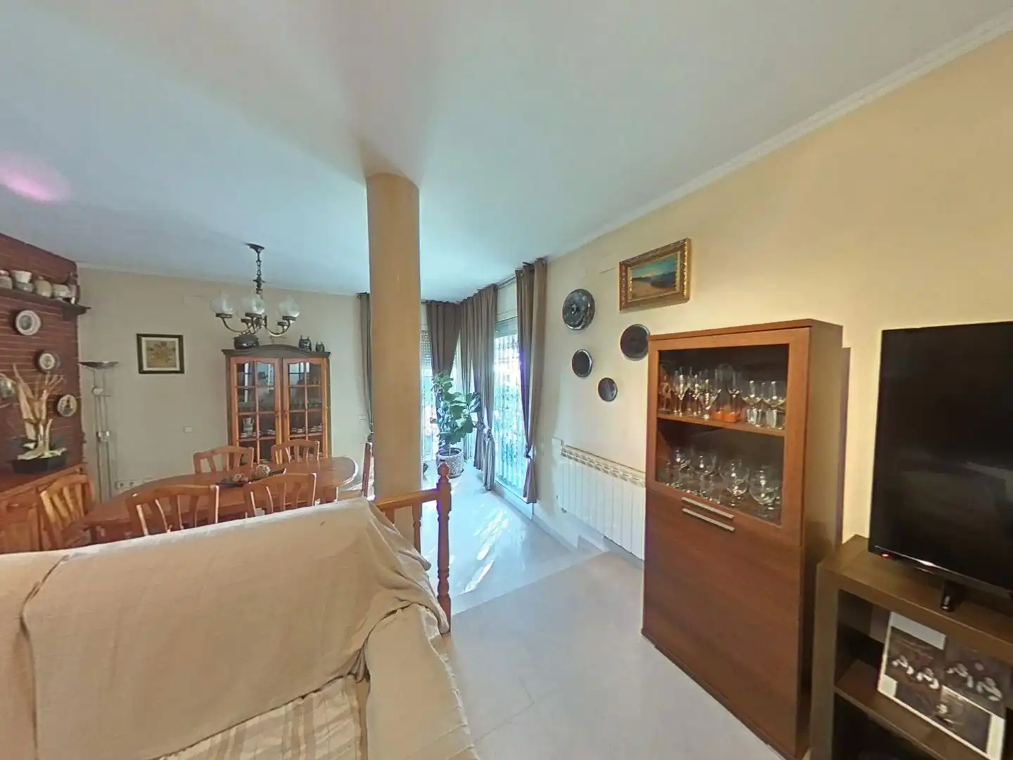 Sala de estar de Casa o chalet en venta en Vilanova i la Geltrú con Jardín privado, Terraza y Trastero