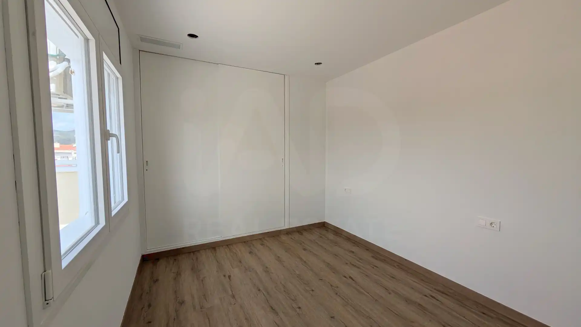 Ático en venta en Olesa de Montserrat con Aire acondicionado, Calefacción y Terraza