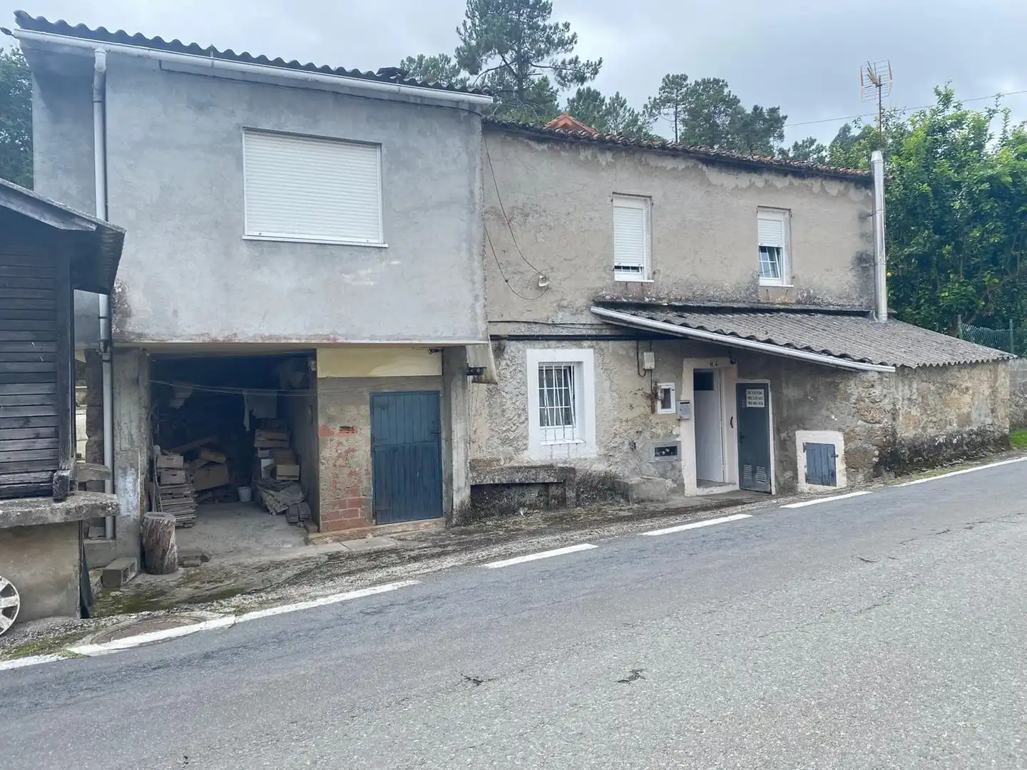 Vista exterior de Casa o xalet en venda en Arteixo amb Moblat i Forn