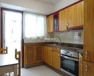 Kitchen of Flat to rent in A Coruña Capital   with Heating, Parquet flooring and Furnished