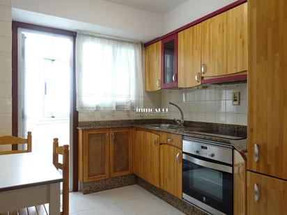 Kitchen of Flat to rent in A Coruña Capital   with Heating, Parquet flooring and Furnished