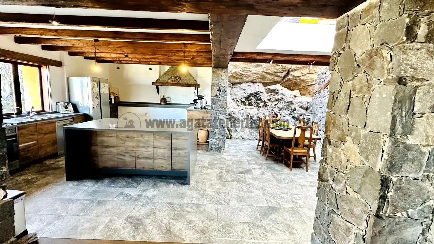 Maison rustique avec jardin à vendre à Tigaiga, imagen 9