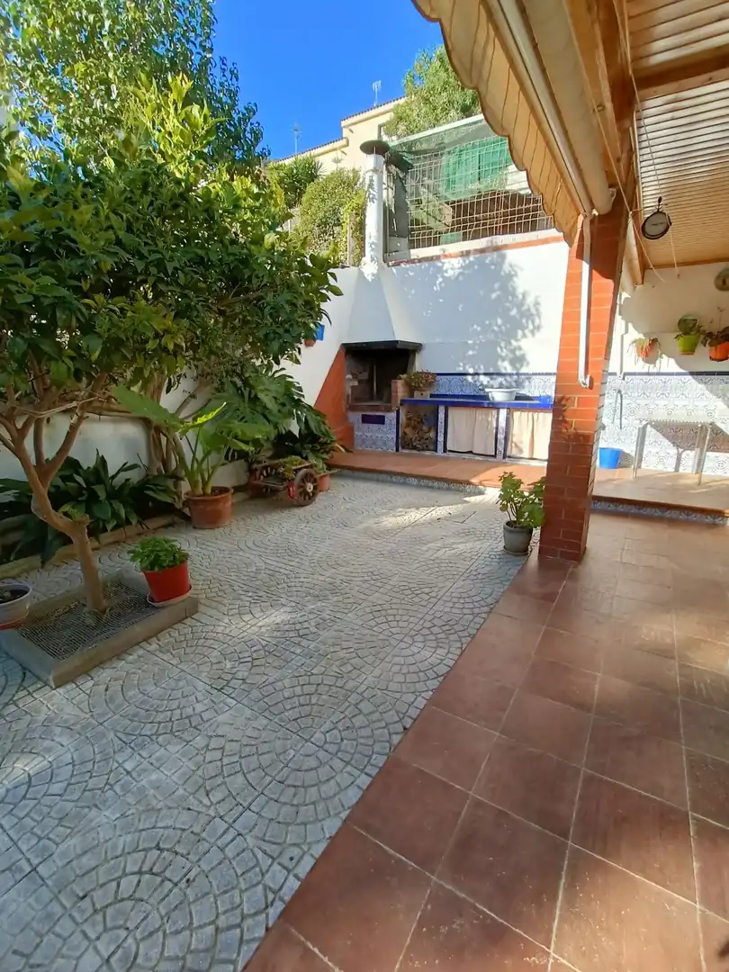 Houses for sale in Torre de los escipiones, 93, Segur de Dalt