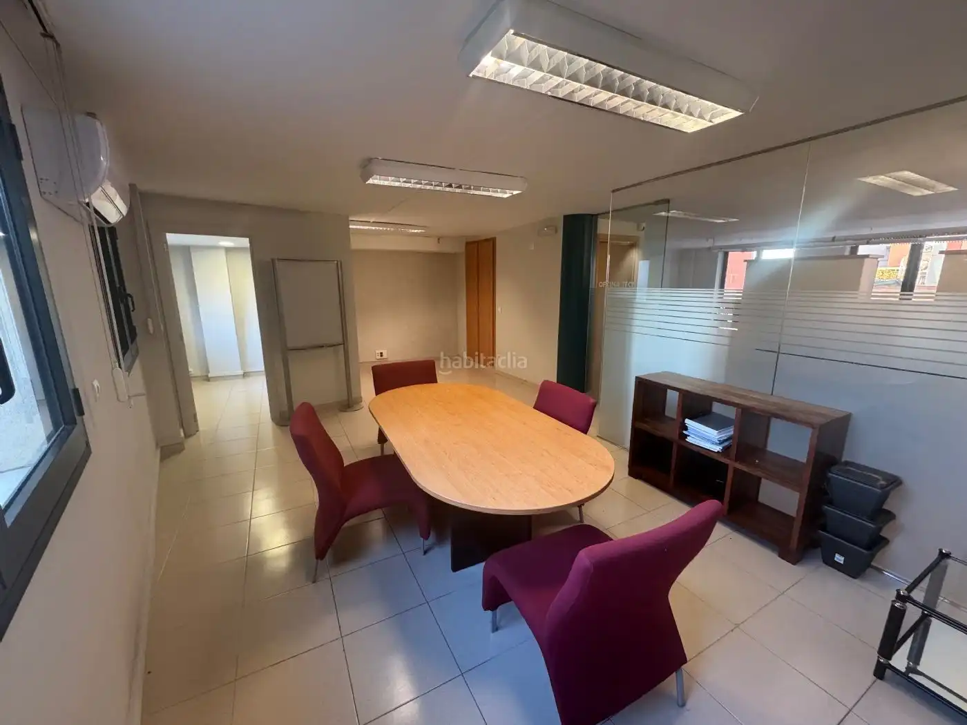Office space with lift to rent in Carrer del Bruc 80