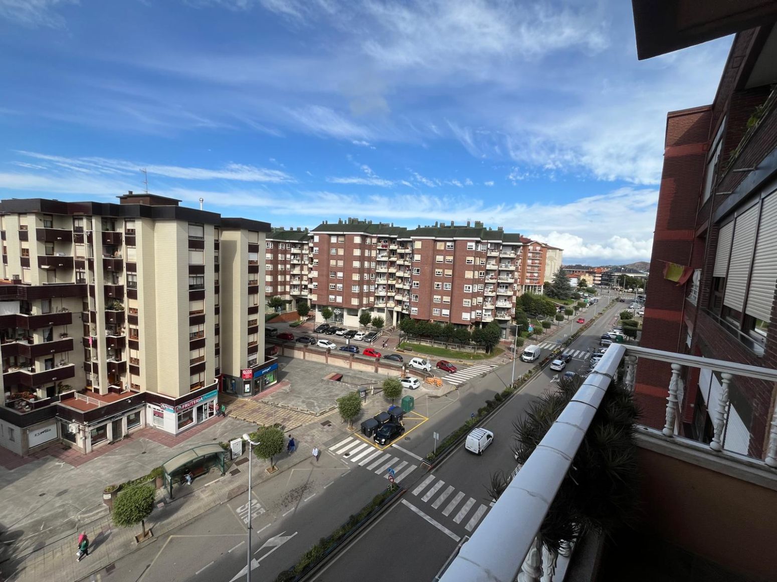 Vista exterior de Piso de alquiler en Camargo con Calefacción, Parquet y Terraza