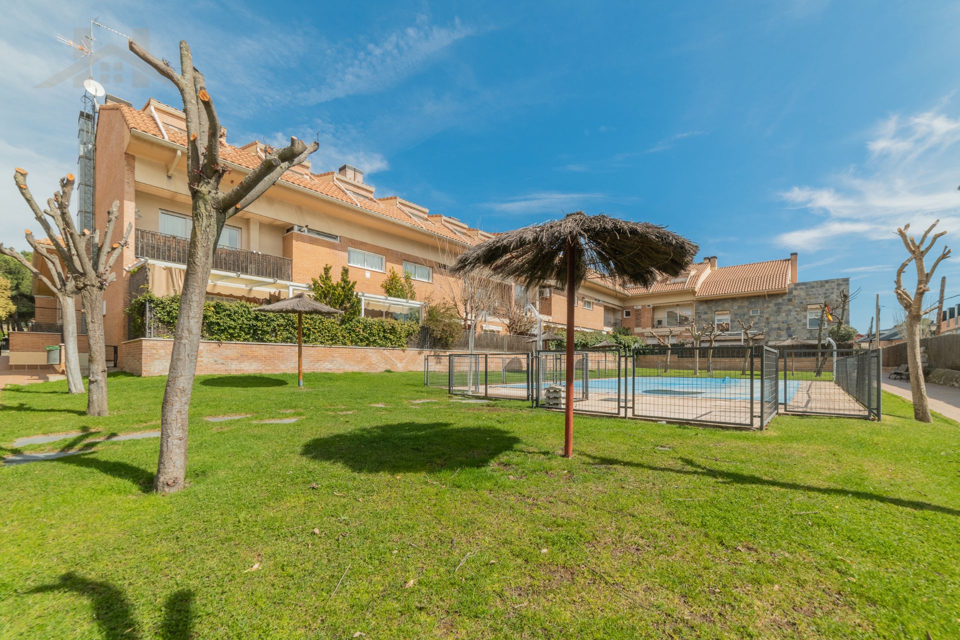 Garden of Duplex for sale in Torrelodones  with Heating, Parquet flooring and Storage room